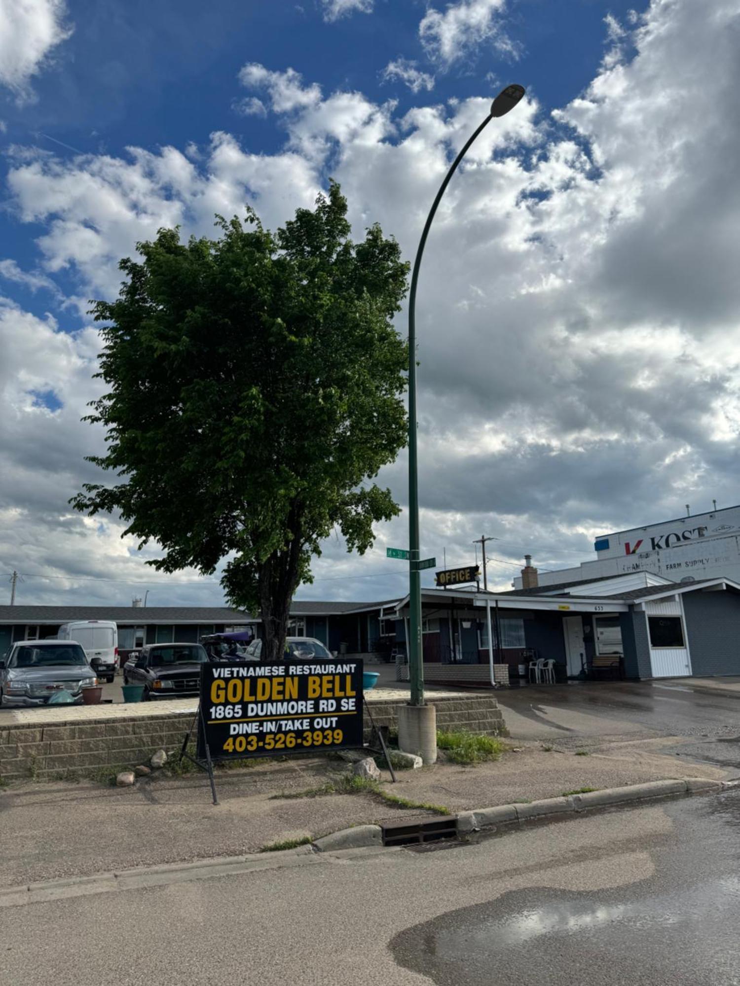 Ace Crown Motel Medicine Hat Exterior foto